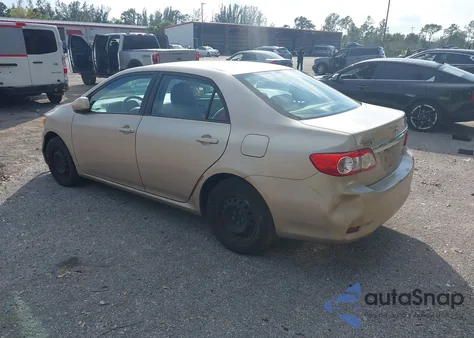 2011 Toyota Corolla Le z USA, uszkodzony, nr VIN 2T1BU4EE3BC610072